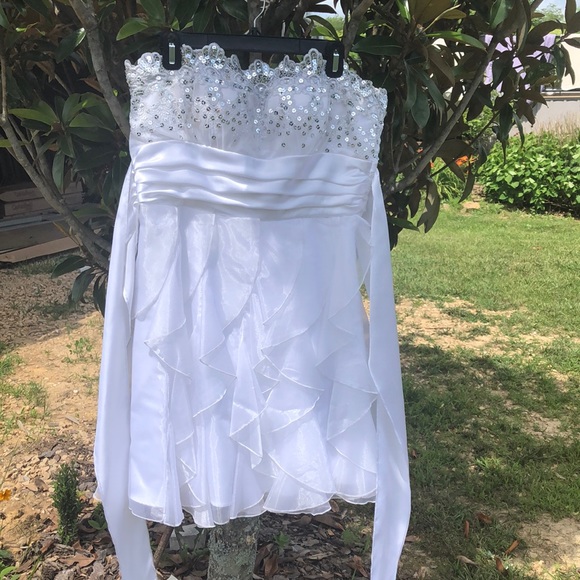 Masquerade Strapless White Semi-Formal Dress - Picture 1 of 8